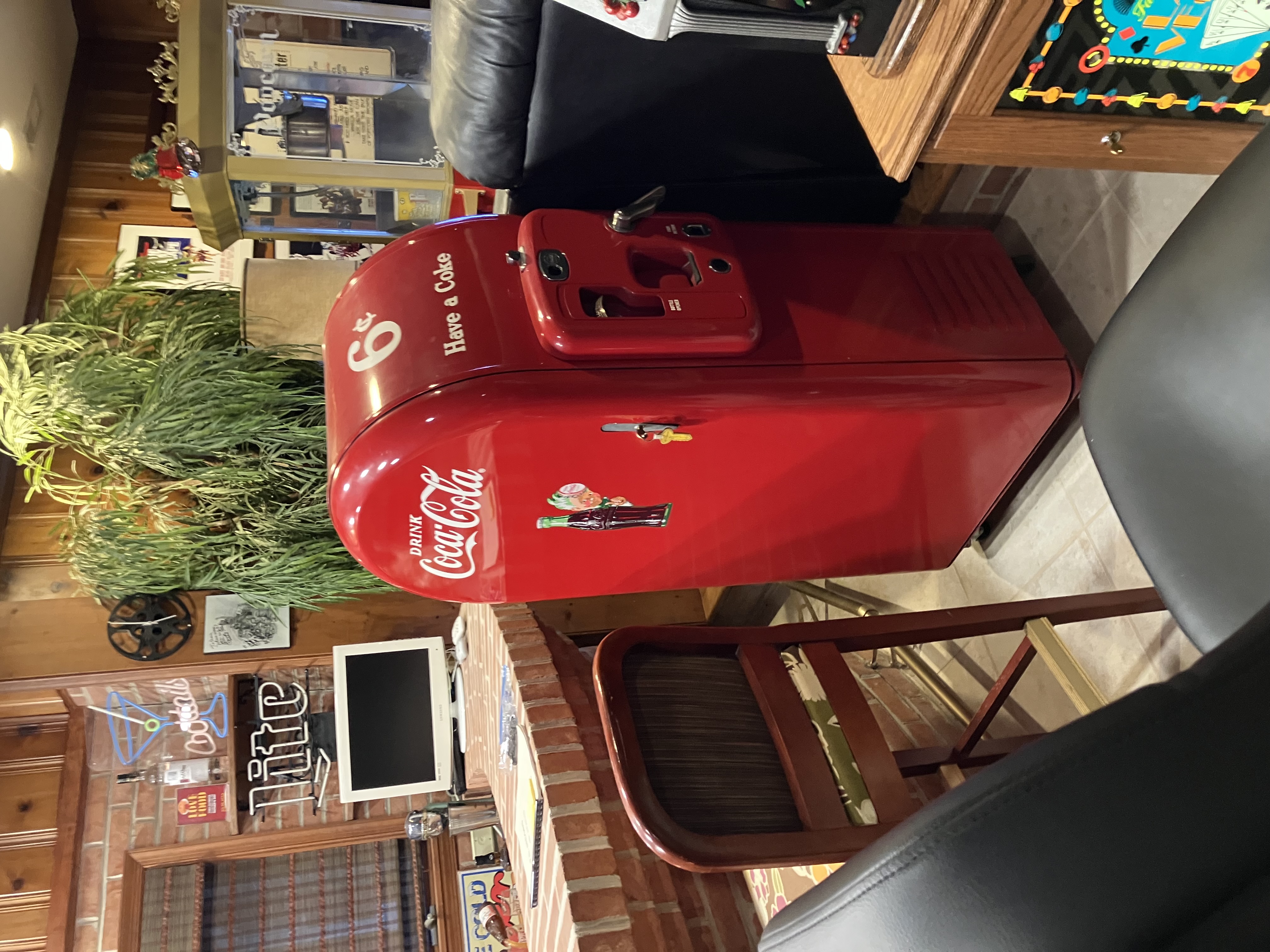 Antique Coke Machine 